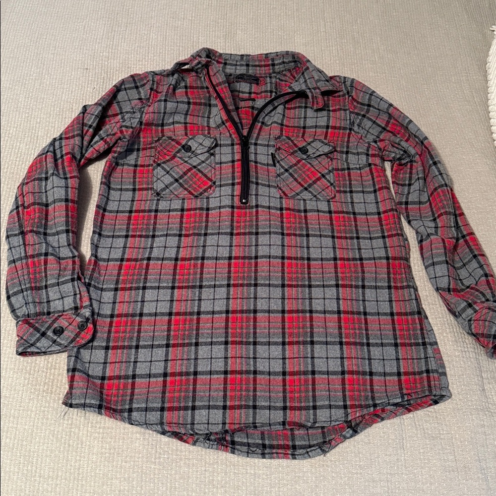 Five Brother Shirt Womens LT Red Black Plaid Flannel Zip Roll Tab Sleeve Pockets